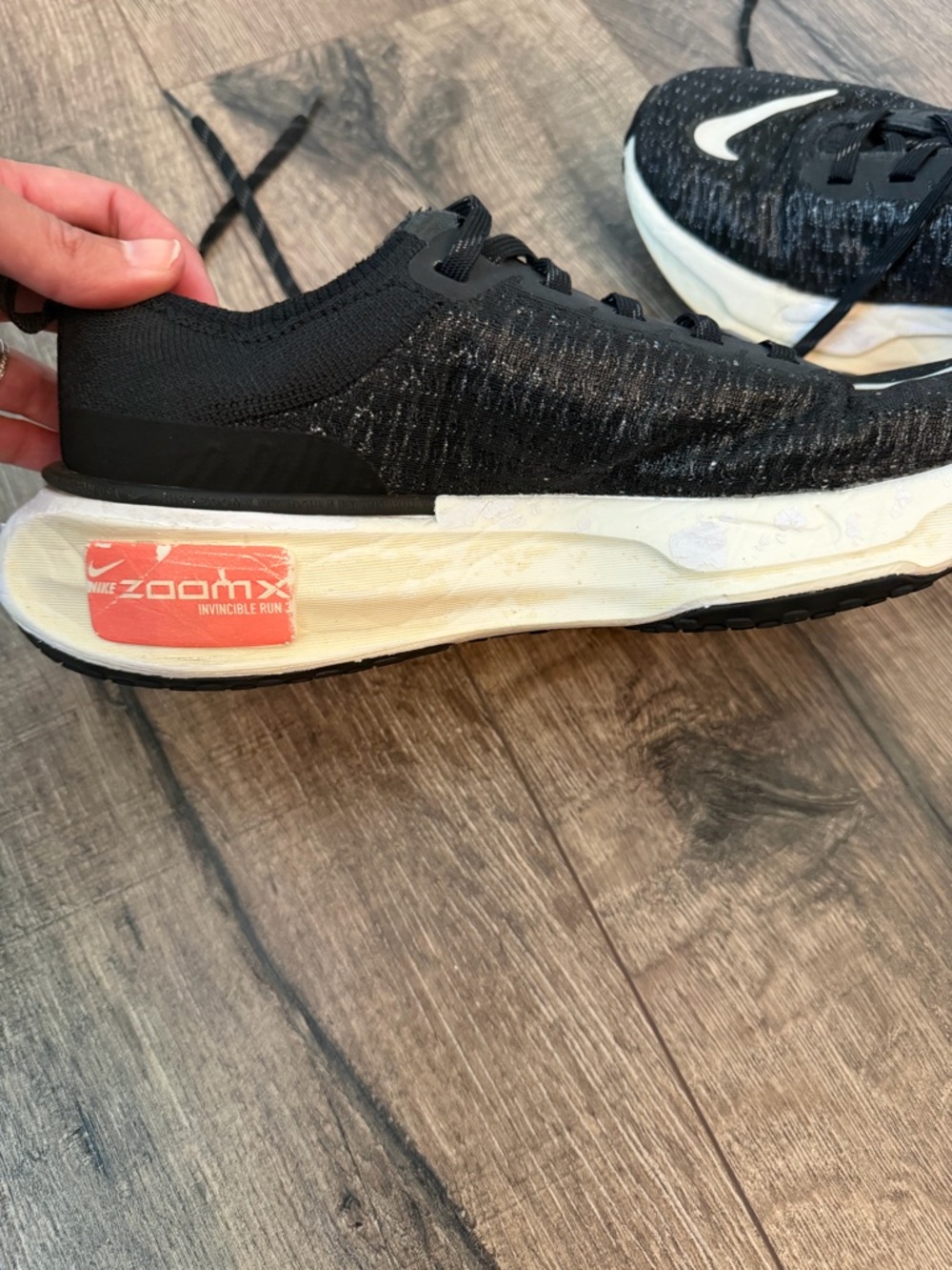 Women’s Nike Invincible 3 - Picture 6 of 11